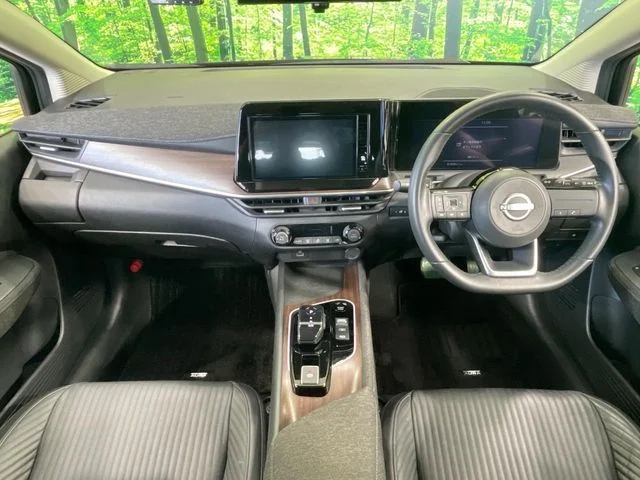 Nissan AURA G　レザーエディション photo 2