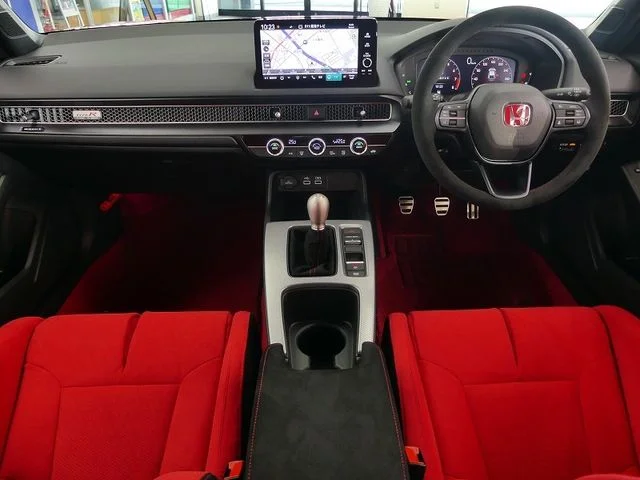 Honda CIVIC hatchback タイプR photo 3