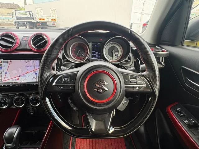 Suzuki SWIFT スポーツ photo 2