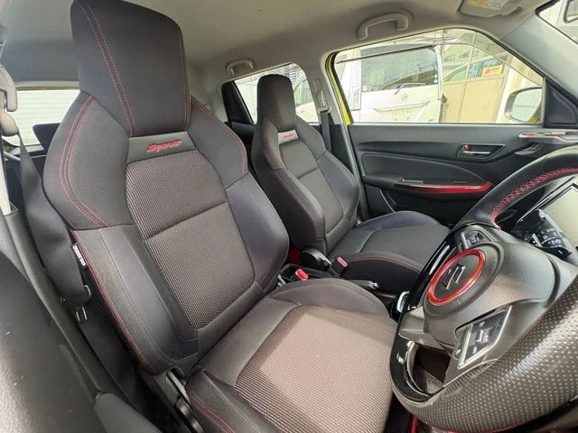 Suzuki SWIFT スポーツ photo 4