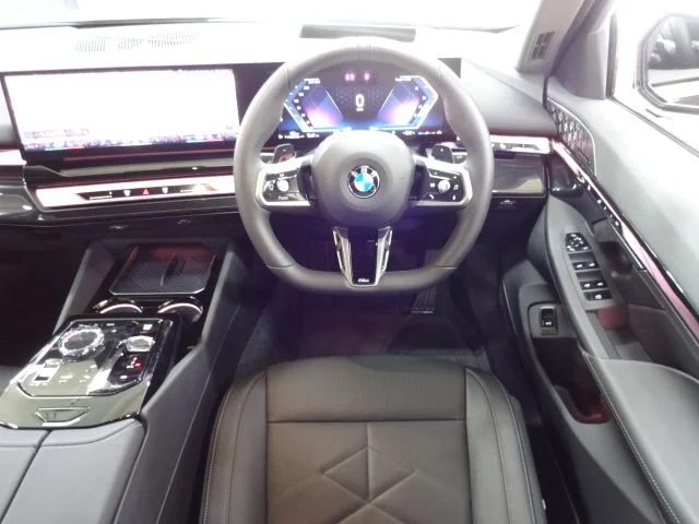 Bmw BMW 5series sedan 525Li　エクスクルーシブ　Mスポーツ photo 2