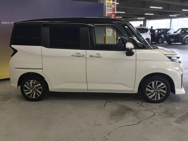 Toyota ROOMY カスタムG photo 2