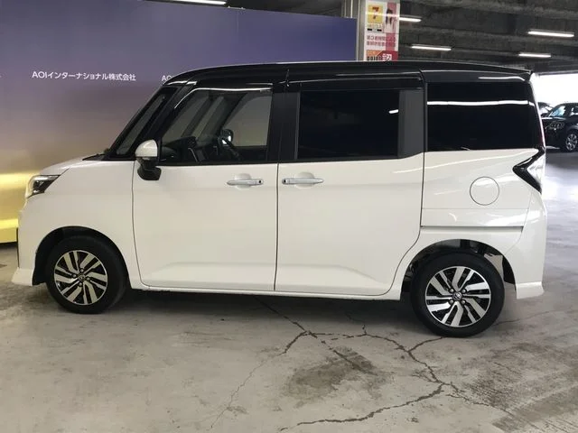 Toyota ROOMY カスタムG photo 3