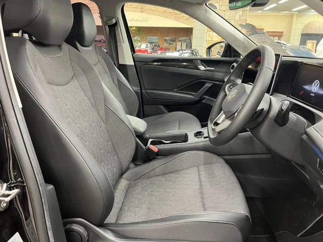 Volkswagen VOLKSWAGEN TIGUAN eTSI　アクティブ photo 4