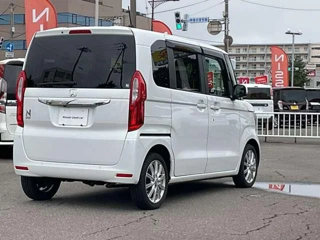 Honda N BOX 4WD L photo 2