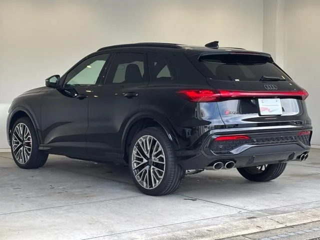 Audi AUDI SQ5 ベースグレード photo 3