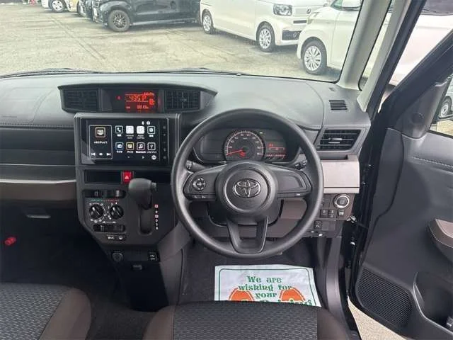Toyota ROOMY X photo 2
