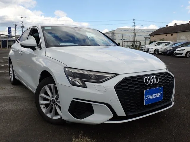 Audi AUDI A3 Sedan 30　TFSI 2021