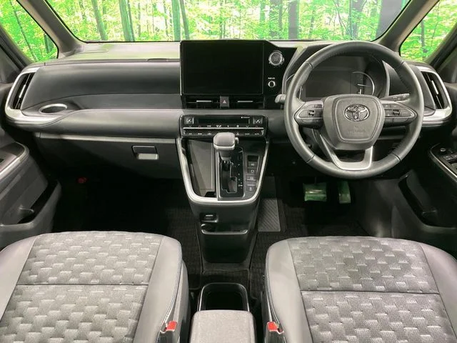 Toyota VOXY S−Z photo 2