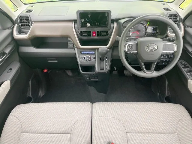 Daihatsu MOVE X photo 2