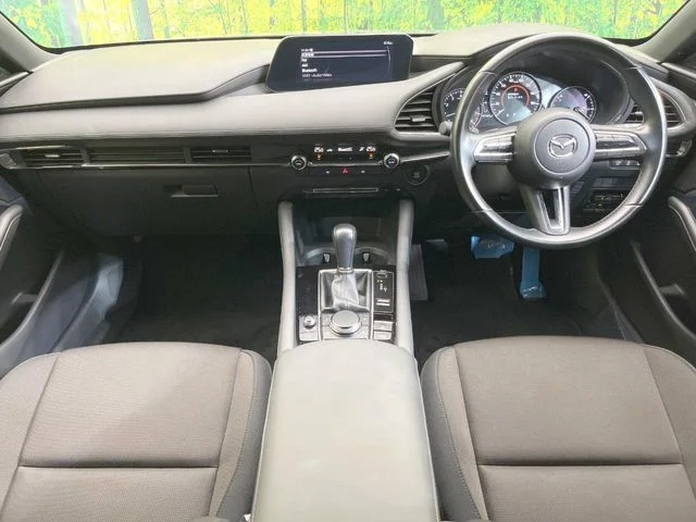 Mazda MAZDA3 FASTBACK 15S　ツーリング photo 2