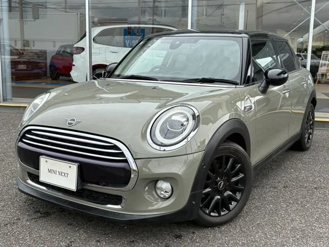 Bmw MINI COOPER 5DOOR ベースグレード 2019