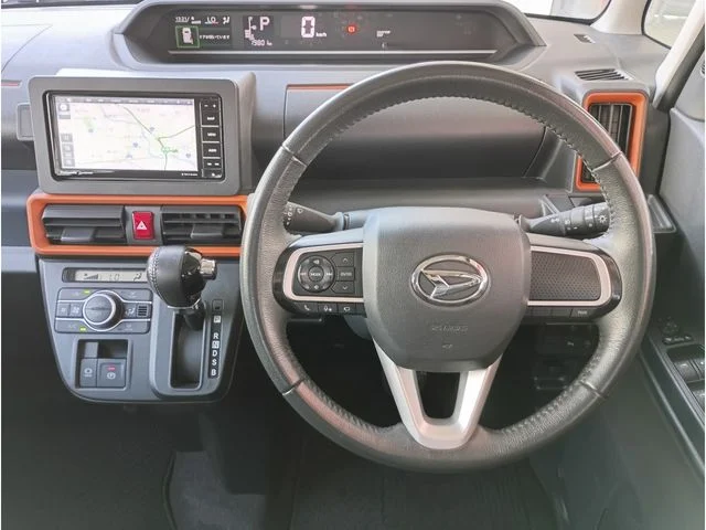Daihatsu TANTO FAN CROSS ターボ photo 2