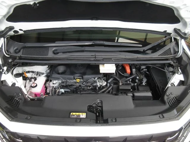 Toyota ALPHARD hybrid 4WD エグゼクティブラウンジ photo 4