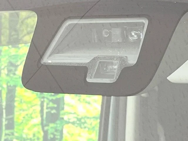 Suzuki Spacia GEAR ハイブリッドXZ　ターボ photo 4