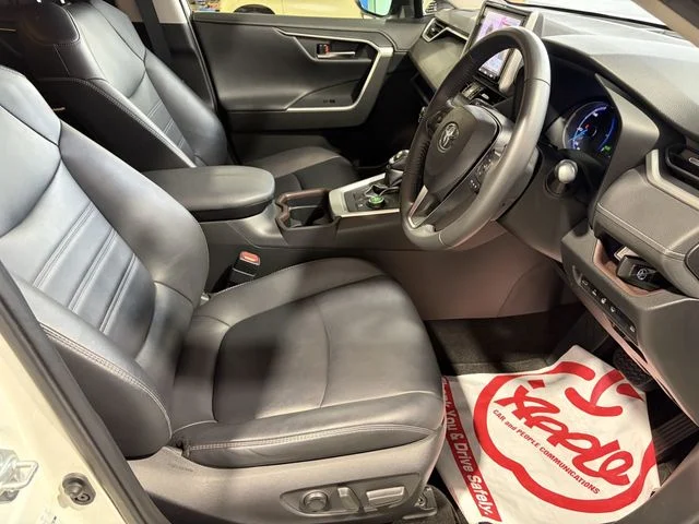 Toyota RAV4 HYBRID 4WD G photo 2