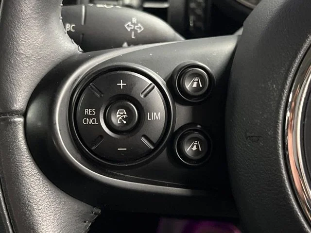 Bmw MINI COOPER SD 5DOOR ベースグレード photo 4