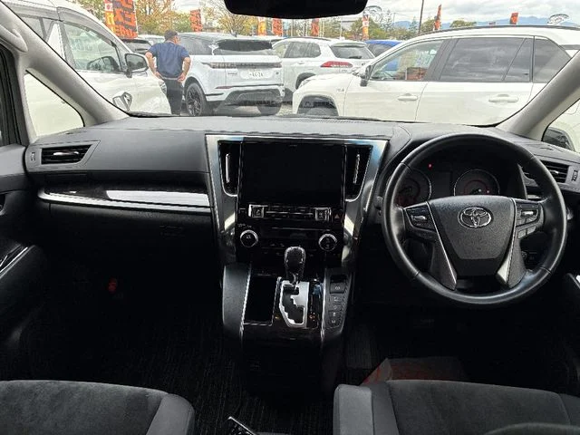 Toyota ALPHARD 4WD S photo 3