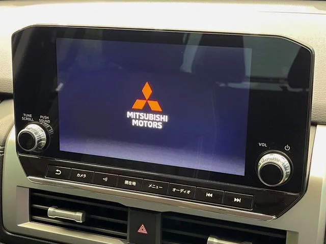 Mitsubishi TRITON GLS photo 3