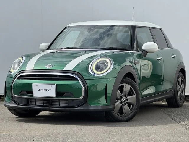Bmw MINI COOPER D 5DOOR ベースグレード 2021