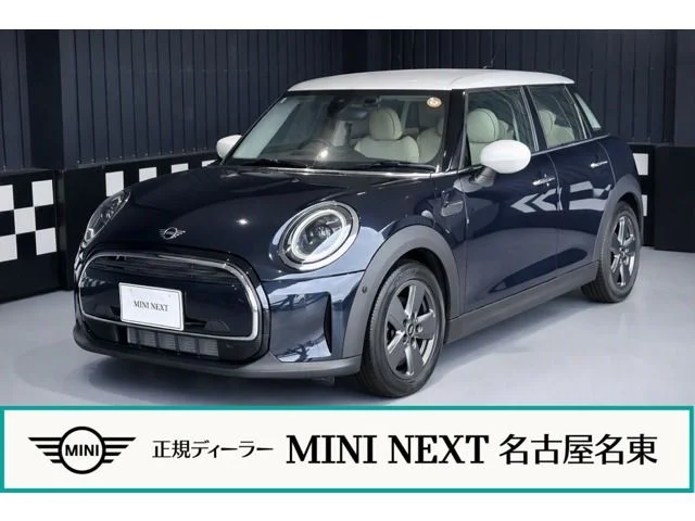 Bmw MINI COOPER D 5DOOR ベースグレード 2021