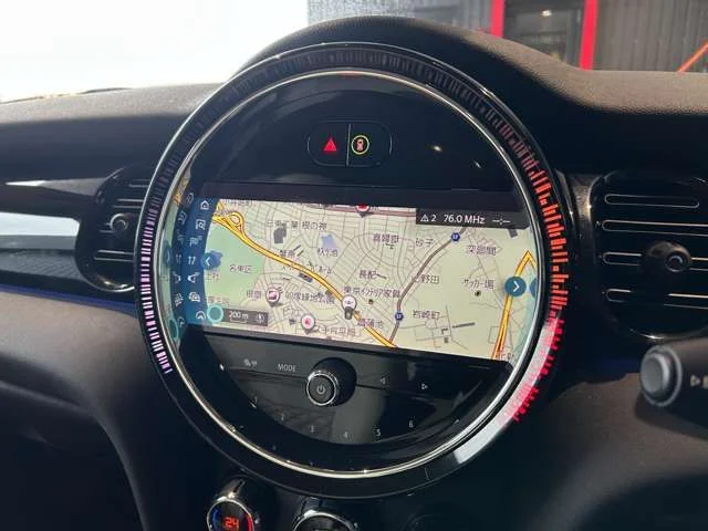 Bmw MINI COOPER D 5DOOR ベースグレード photo 3