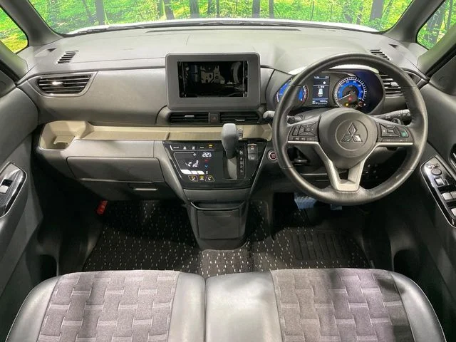 Mitsubishi DELICA MINI T　プレミアム photo 4