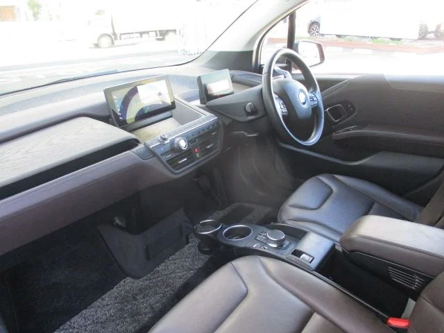 Bmw BMW i3 スイート　レンジ・エクステンダー装着車 photo 2