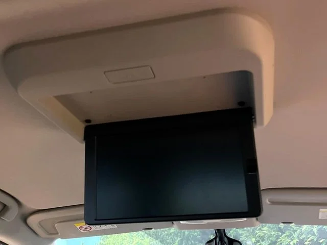 Nissan SERENA WG e−POWER　ハイウェイスター　G photo 3