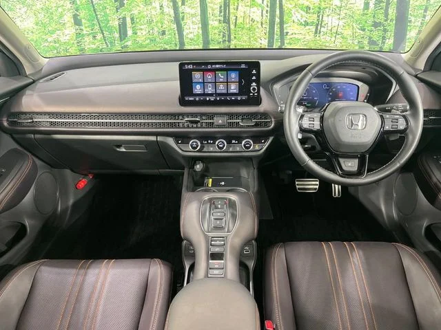 Honda ZR-V e:HEV Z photo 2