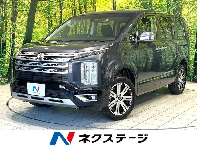 Mitsubishi DELICA D:5 4WD P 2024