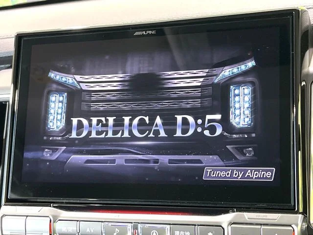 Mitsubishi DELICA D:5 4WD P photo 3