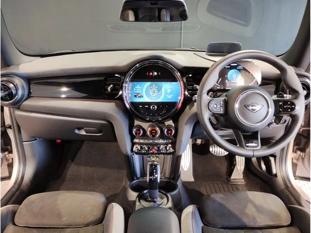 Bmw MINI ジョンクーパーワークス photo 2