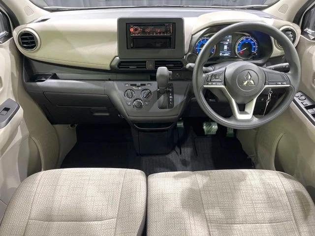 Mitsubishi eK WAGON M photo 2