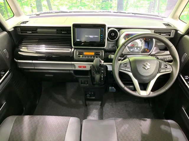 Suzuki Spacia custom ハイブリッドXS　ターボ photo 3