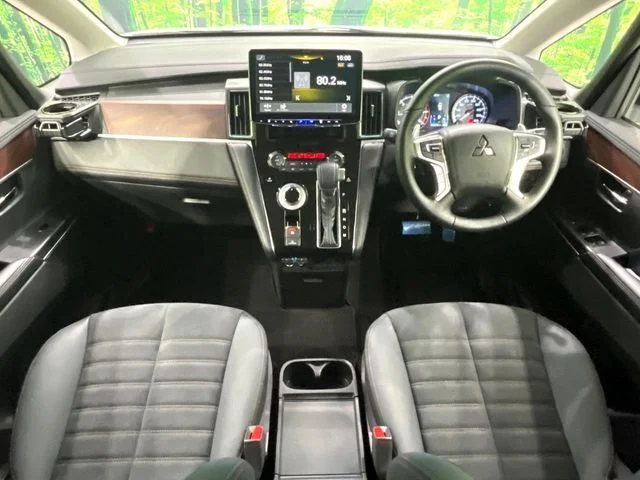 Mitsubishi DELICA D:5 4WD G　パワーパッケージ photo 2