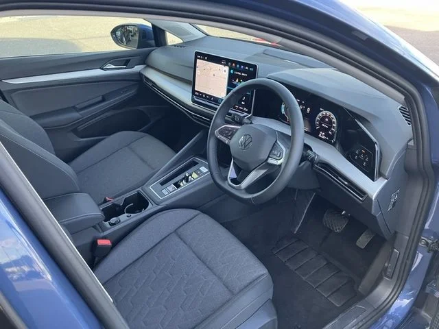 Volkswagen VOLKSWAGEN GOLF TDI　アクティブアドバンス photo 2