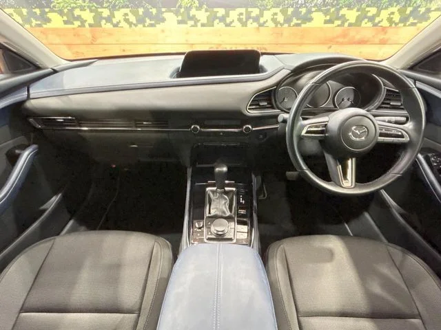 Mazda CX-30 20S photo 2