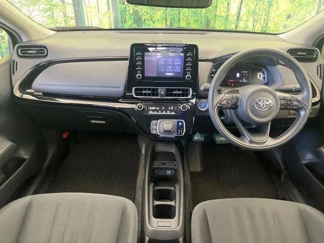 Toyota AQUA X photo 3