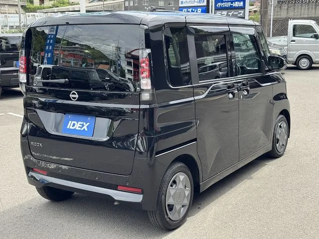 Nissan ROOX X photo 4