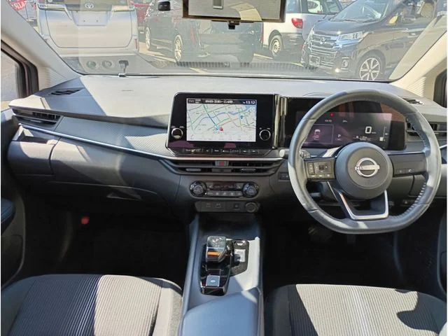 Nissan NOTE 4WD X　FOUR photo 3