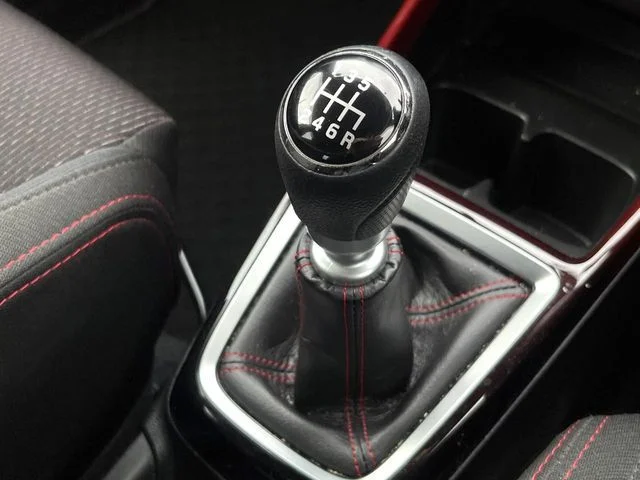 Suzuki SWIFT スポーツ　1．4 photo 3