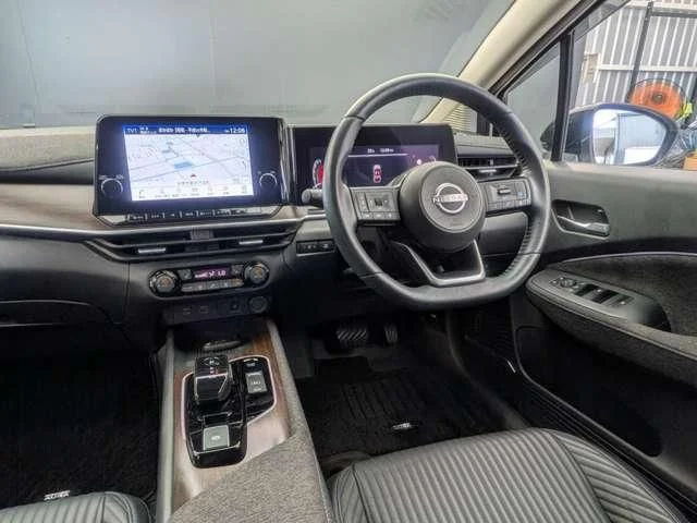 Nissan AURA G　レザーエディション photo 4
