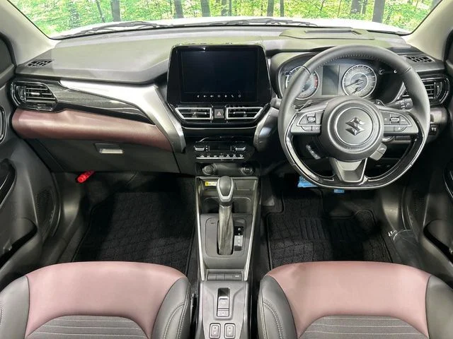 Suzuki FRONX ベースグレード photo 2