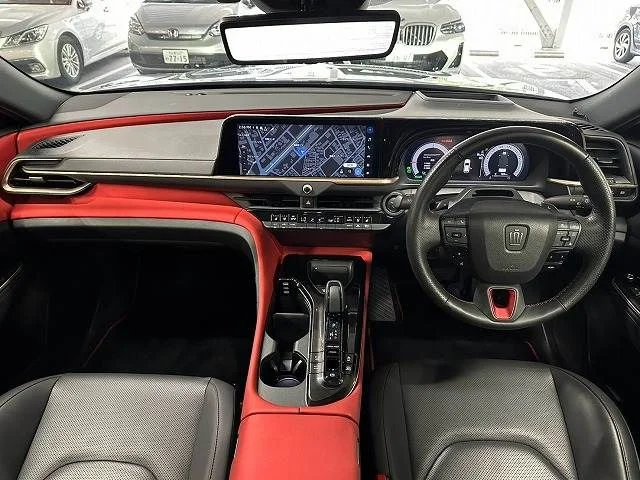 Toyota CROWN SPORT RS photo 2