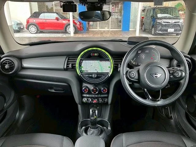 Bmw MINI COOPER D ベースグレード photo 3