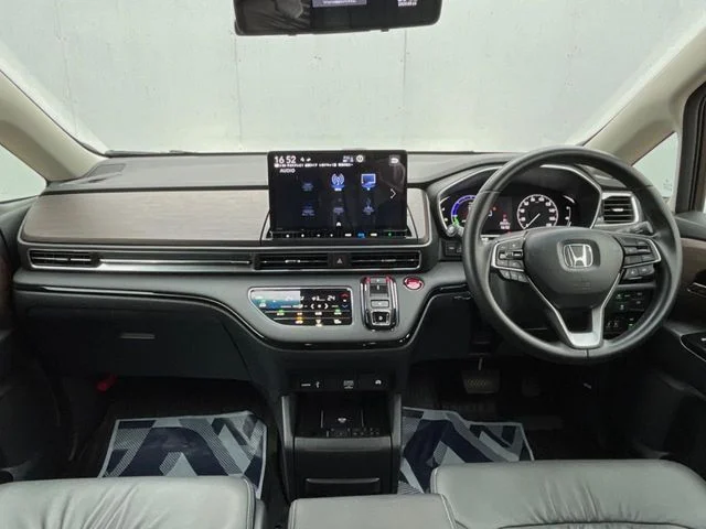 Honda ODYSSEY e:HEV アブソルート　EX photo 2