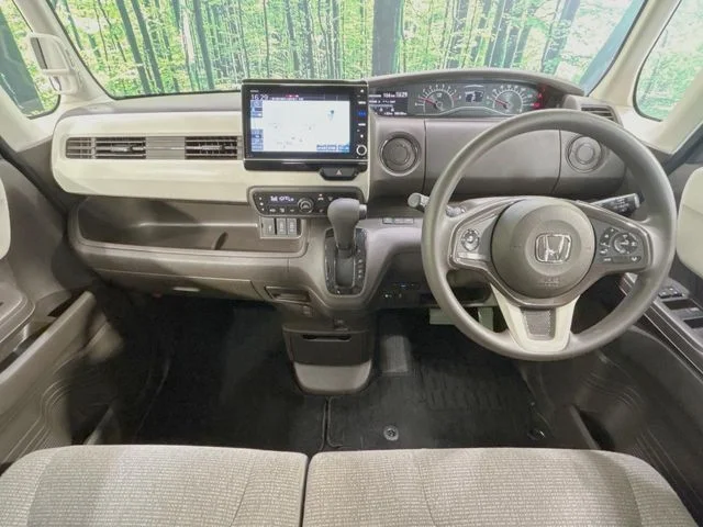 Honda N BOX L photo 2