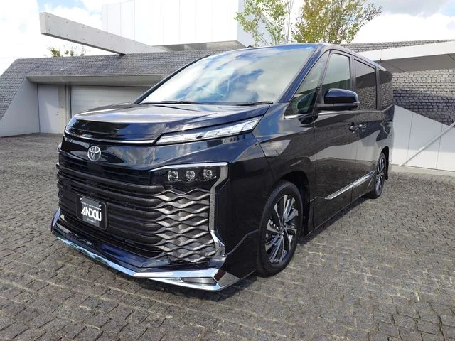 Toyota VOXY HYBRID S−Z 2026