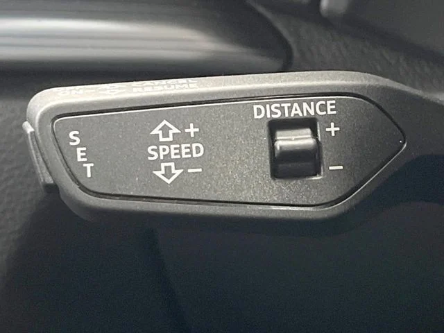Audi AUDI A3 SPORTBACK 40　TFSI　クワトロ　スポーツ photo 4